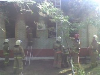 На пожаре в наркологическом кабинете в Энгельсе погибли четыре человека