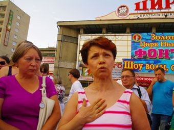 Родители детей, больных ДЦП, готовы броситься под колеса машины губернатора, чтобы их услышали